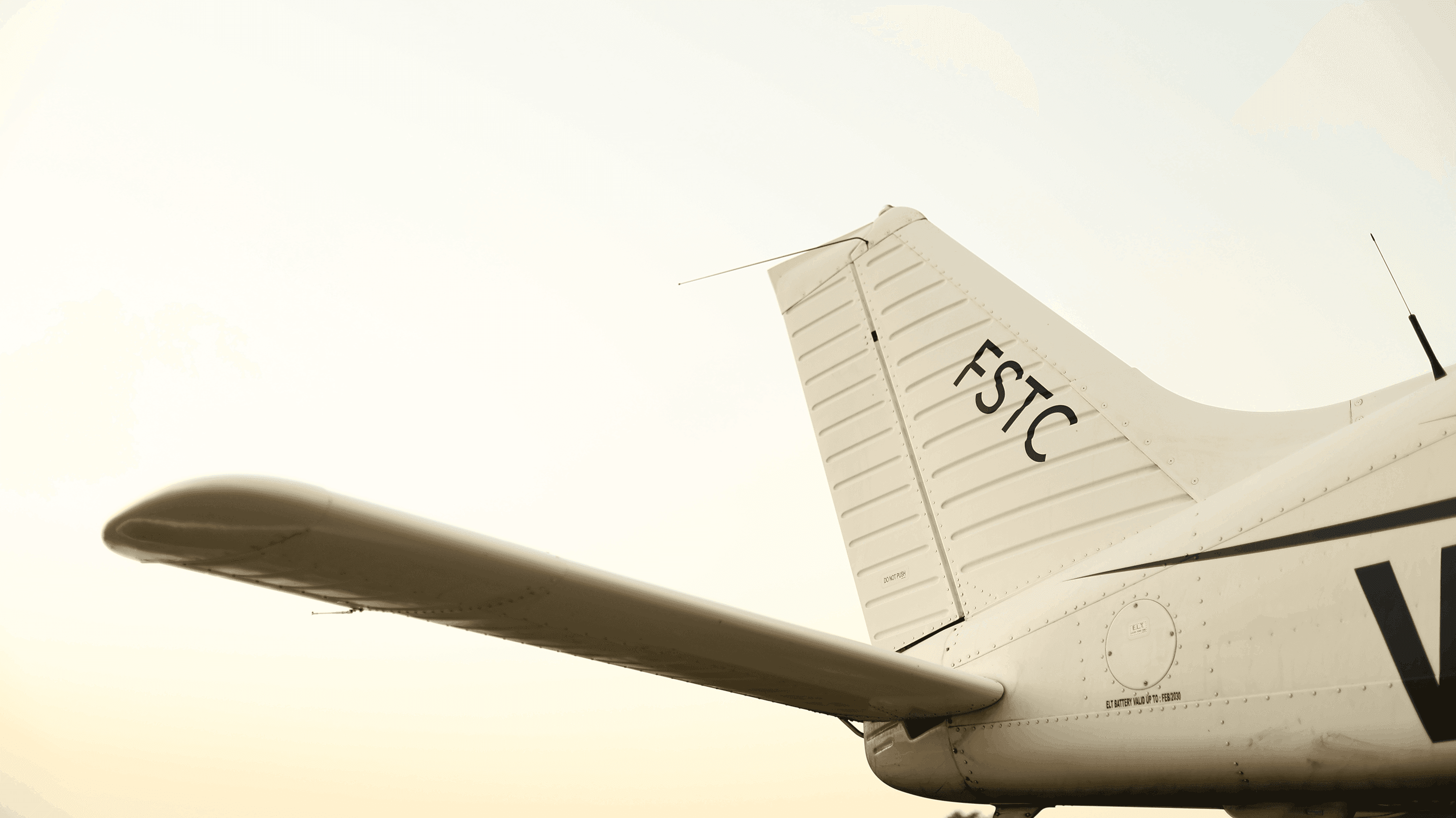 Flight simulator training facility