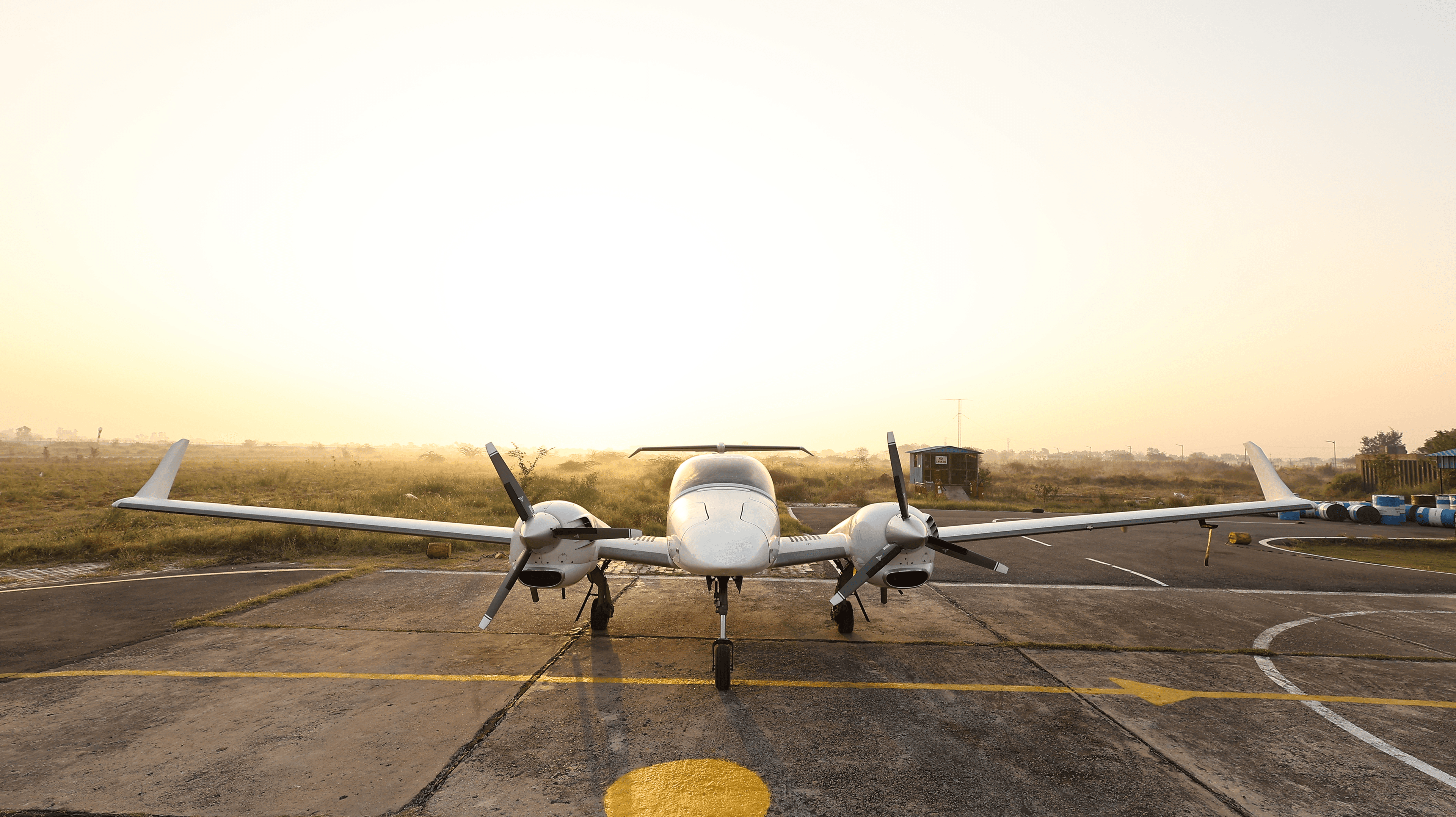 FLYING TRAINING: 200 HRS